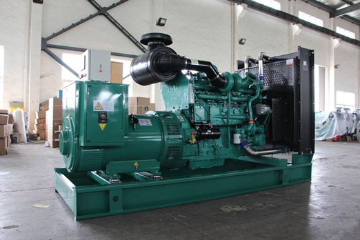 吴起320kw康明斯柴油发电车出租组图片 吴起320kw康明斯柴油发电车出租组图片